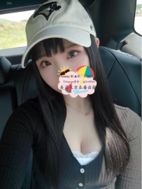 🔸カップ：Eカップ  👉清楚美少女 × 濡れやすい体質。