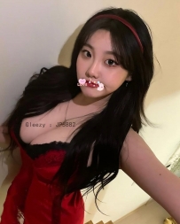 ドS女王様、Fカップ・冷たい目・命令口調でゾクゾク。