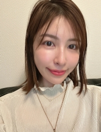 🌸目が合った瞬間に、ふわっと微笑んで…「見たいの？別にいいけど～」