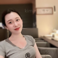 佩佩：氣質大奶人妻可配合你玩服務：無套 口交 69式 LG 冰...