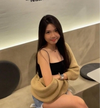 🌸彼女の胸は大きすぎない、
