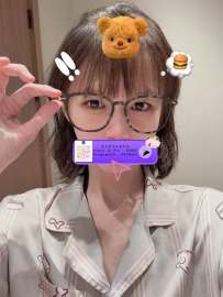 👉溫柔姐姐系 × 包容力滿滿。  愛笑又會撒嬌，互動起來沒有壓力